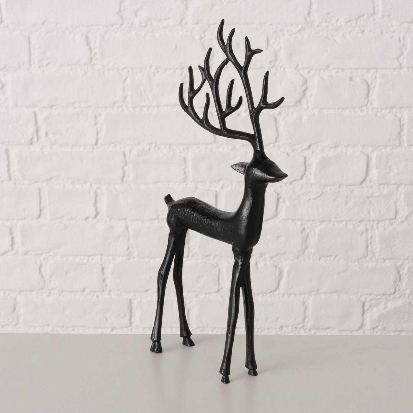 Weihnachtlicher Hirsch "Rupert" aus Metall und Aluminium, moderne Weihnachtsdeko