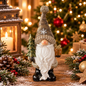 Weihnachtswichtel mit Tannenbaum, weißem Bart und goldener Mütze, 25 cm
