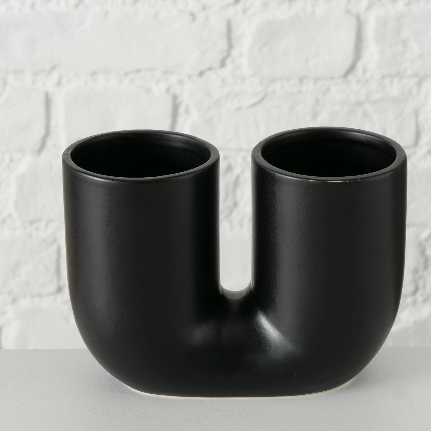 Vase "Annika" aus Steingut Keramik in Schwarz Matt, handgefertigt, Höhe 12 cm