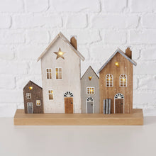 Lade das Bild in den Galerie-Viewer, Dekoaufsteller &quot;Haus&quot; mit LED-Beleuchtung, Weihnachten, Advent
